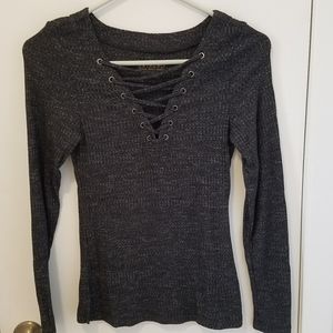 Lightweight gray ribbed long sleeved tee